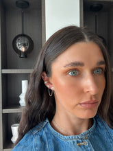 Load image into Gallery viewer, the chloe ear cuff