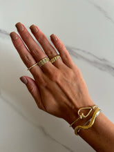 Load image into Gallery viewer, the flora ring