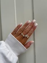 Load image into Gallery viewer, the maxine ring