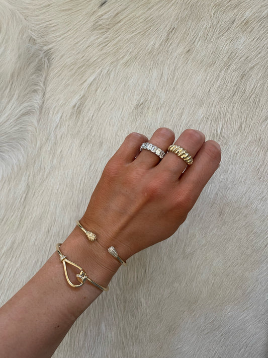Close up 14 karat gold lab-grown diamond delicate bracelet by BlaireBe Jewelry