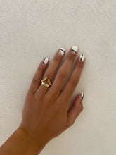 Load image into Gallery viewer, the rocky ring