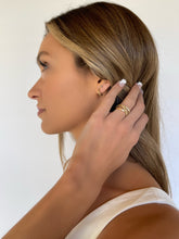 Load image into Gallery viewer, the blaire hoops