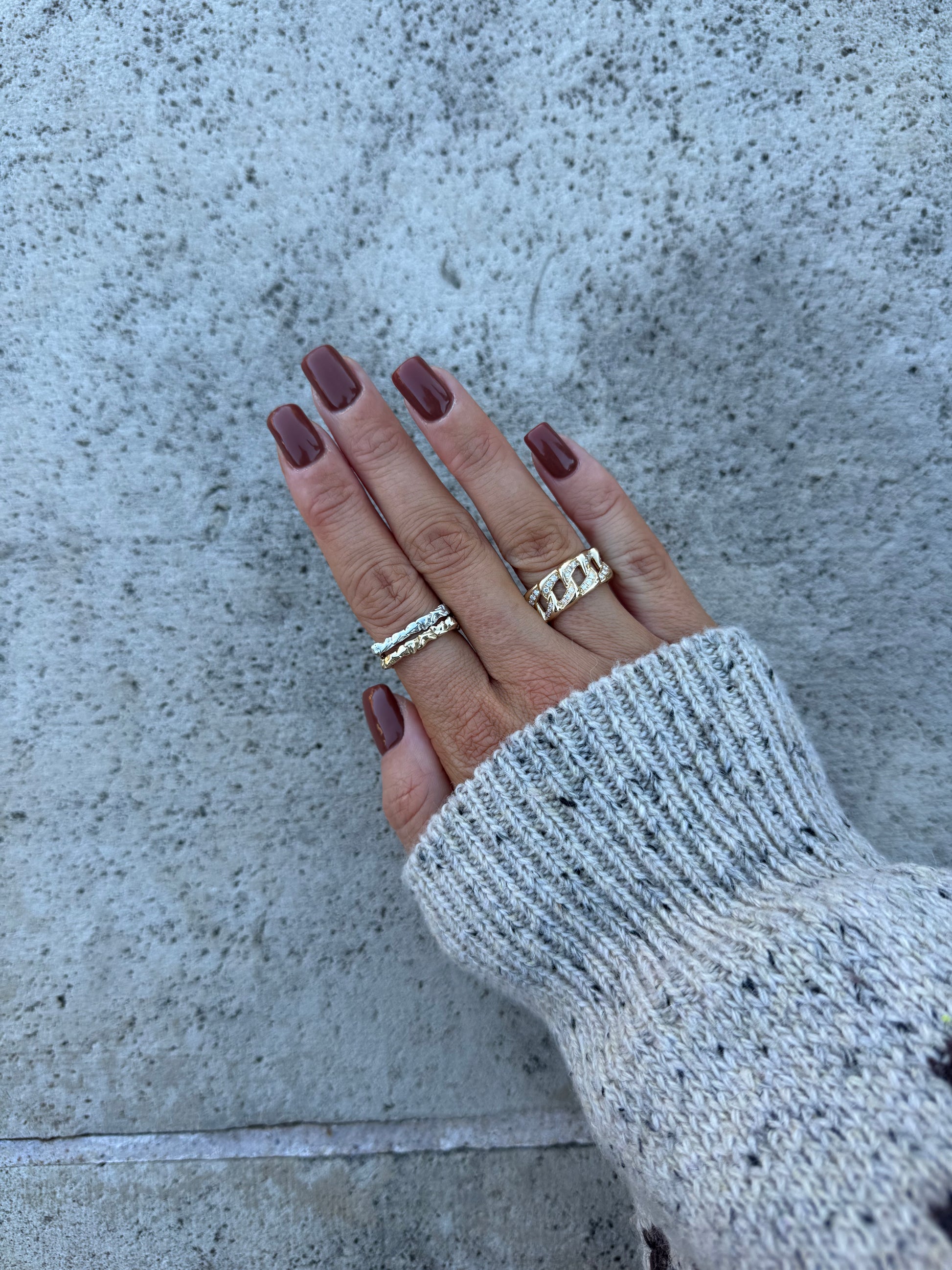 14 karat gold lab-grown diamond chunky chain link ring on model by BlaireBe Jewelry