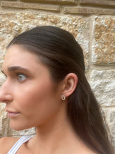 Load image into Gallery viewer, the errol earrings
