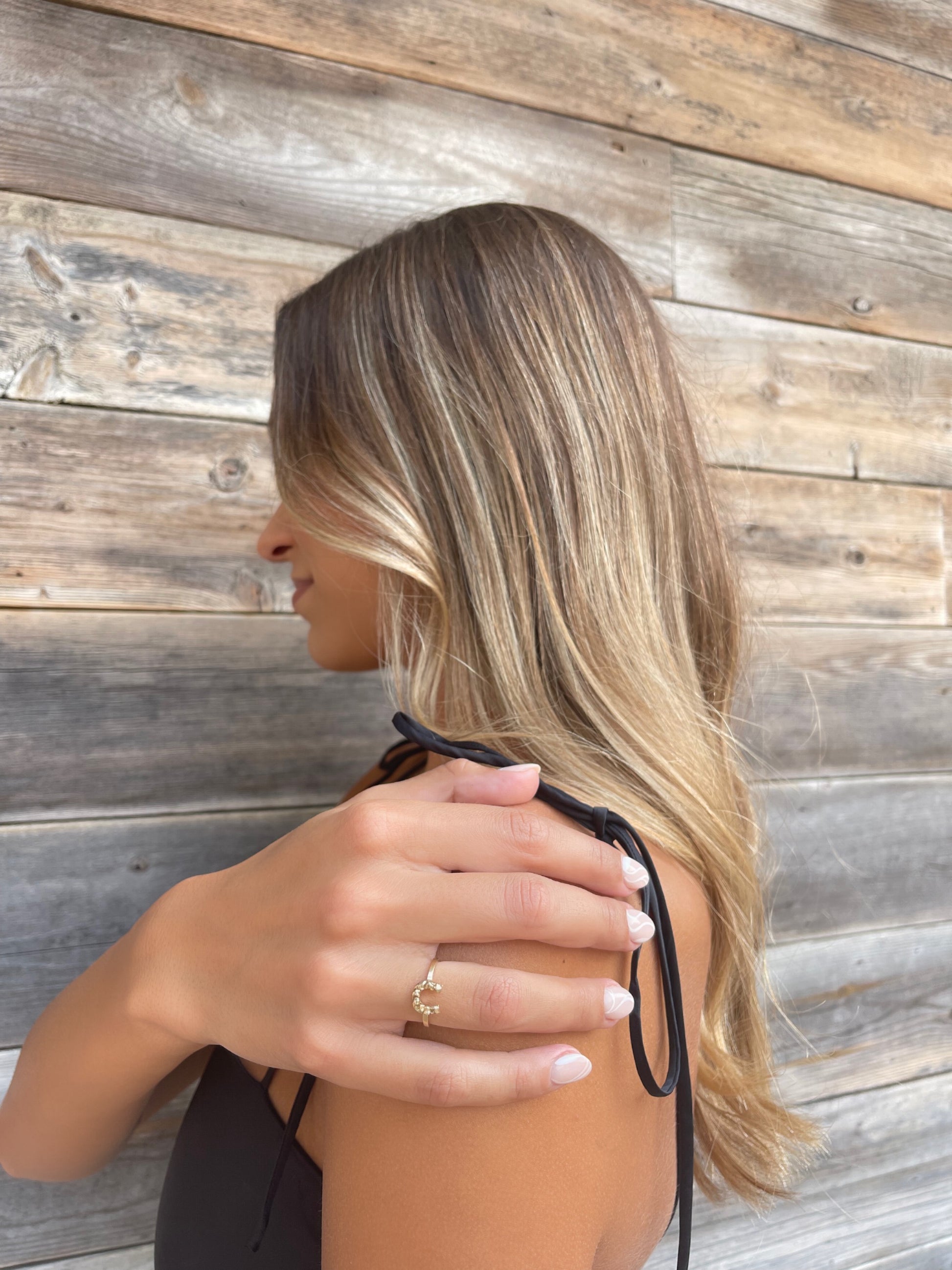 Side view 14 karat gold horseshoe ring by BlaireBe Jewelry